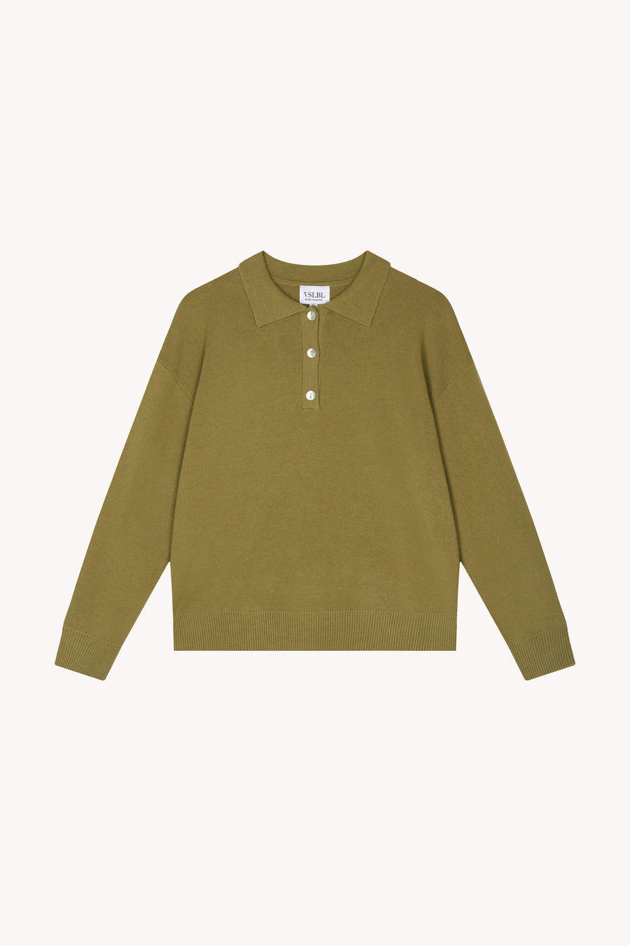 Klassischer Pullover mit Polokragen und Perlmutt Knöpfen aus weichem Strick. Perfekt für Alltag und Büro.