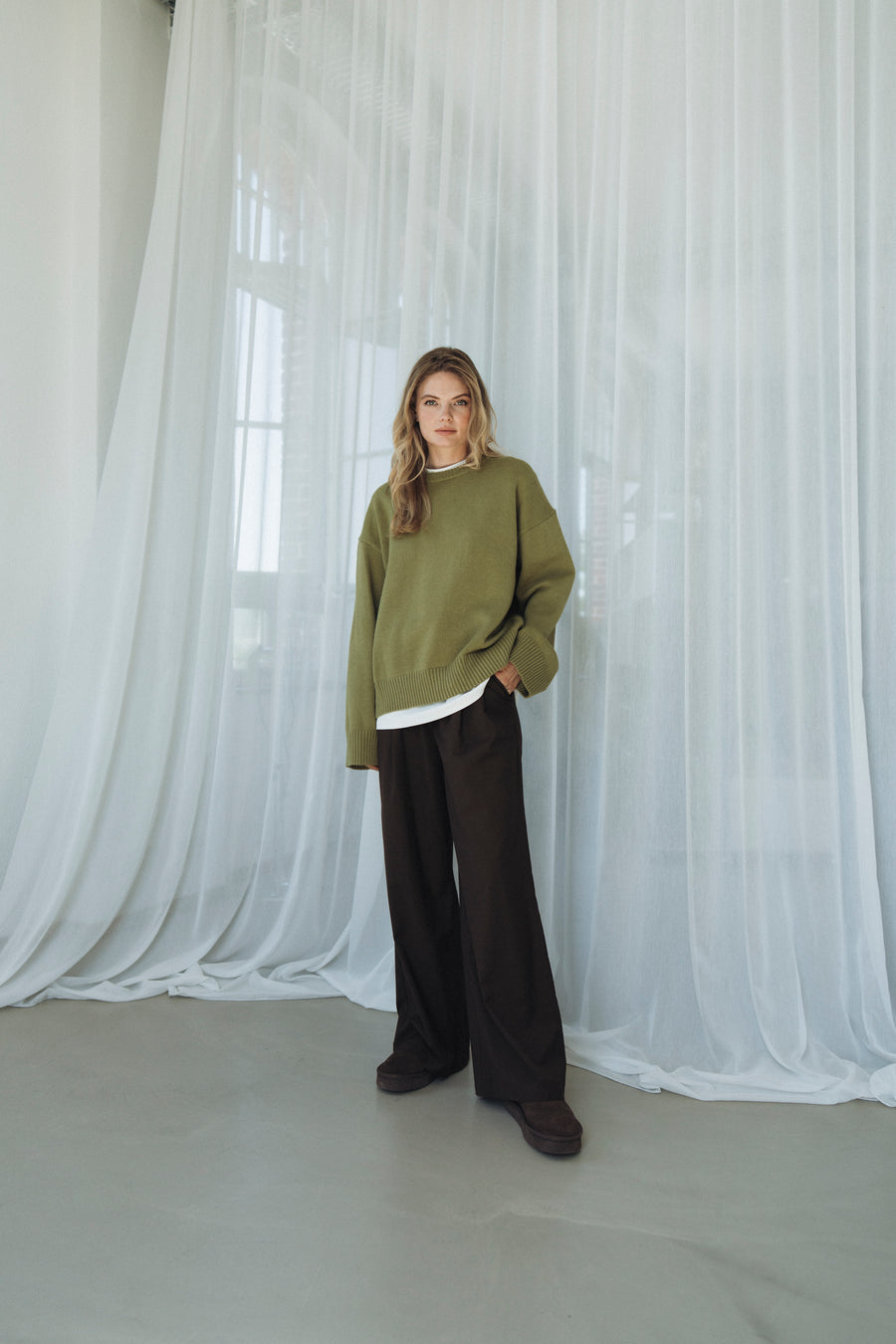 Lässig geschnittener Oversize Pullover in hellem Grün mit langen Ärmeln aus weichem Strick.