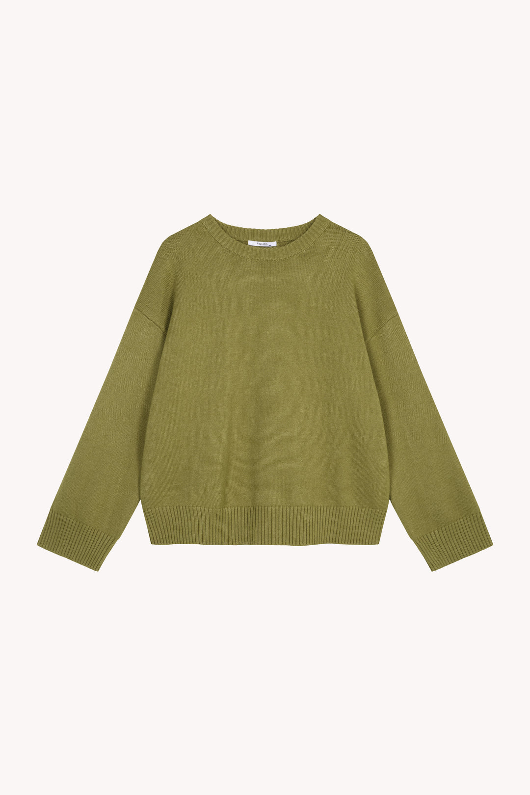 Oversized geschnittener Pullover aus weichem Strick mit Logo-Patch im Nacken und langen Ärmeln.